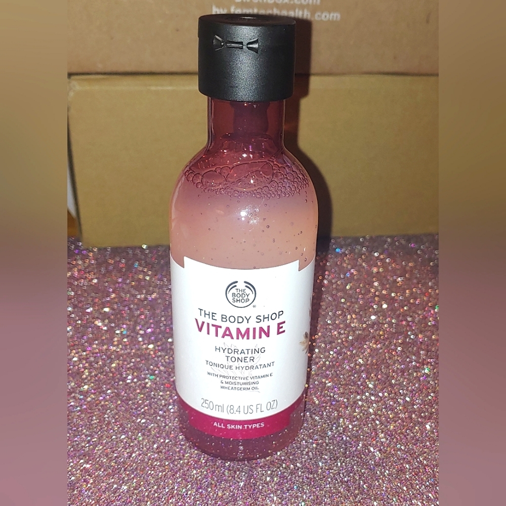 Vitamin E Hydrating Toner The Body Shop